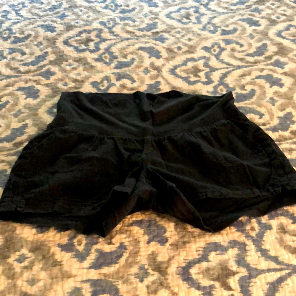 Maternity shorts